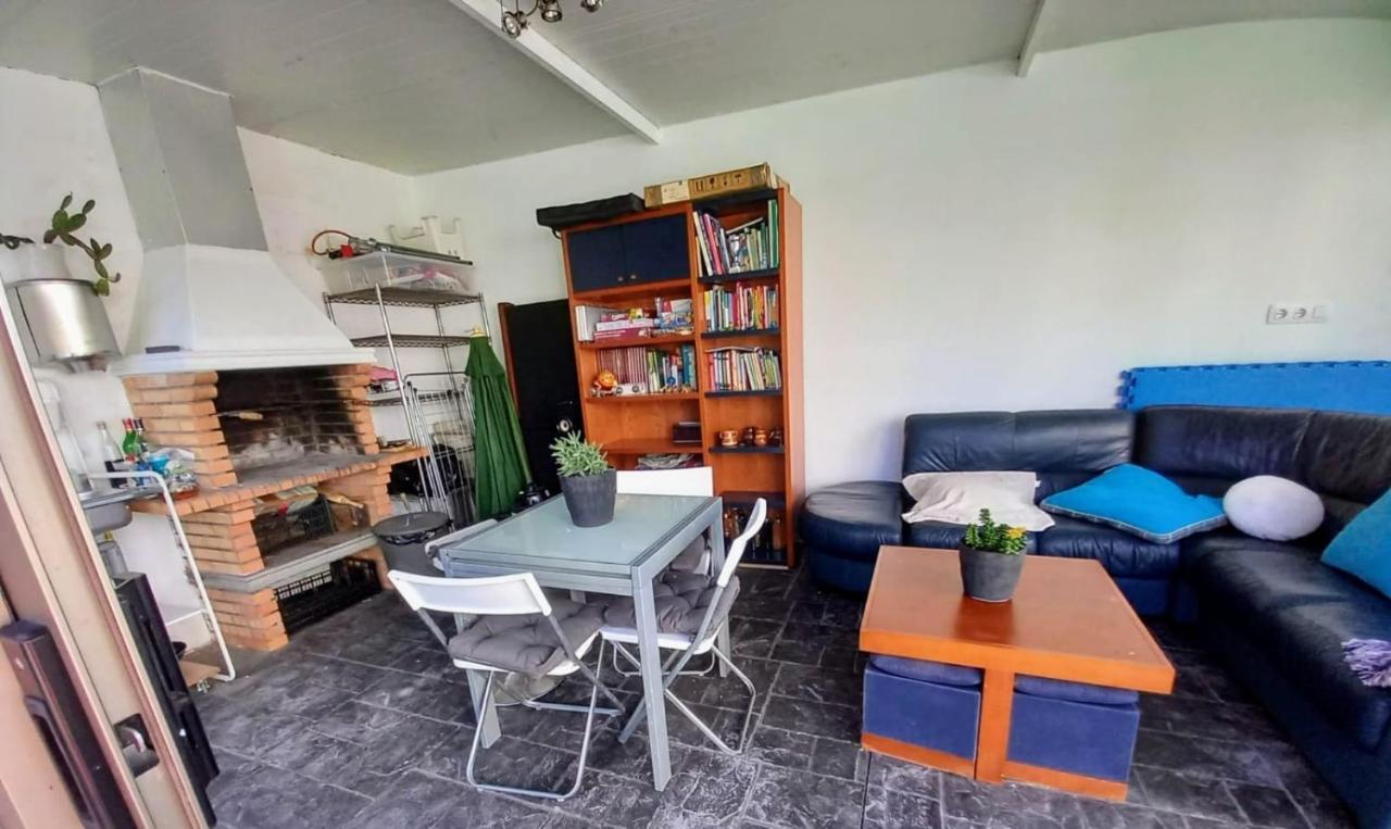 Casa Rocha Velha Con Terraza Y Piscina Particular Apartment ซานติอาโก เด กอมโปสเตลา ภายนอก รูปภาพ