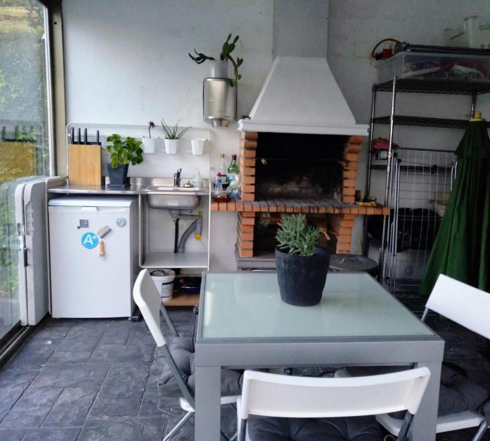 Casa Rocha Velha Con Terraza Y Piscina Particular Apartment ซานติอาโก เด กอมโปสเตลา ภายนอก รูปภาพ