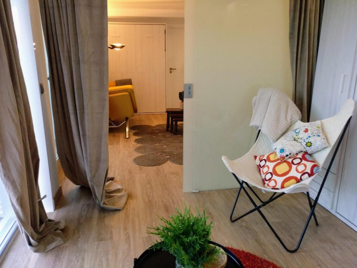 Casa Rocha Velha Con Terraza Y Piscina Particular Apartment ซานติอาโก เด กอมโปสเตลา ภายนอก รูปภาพ