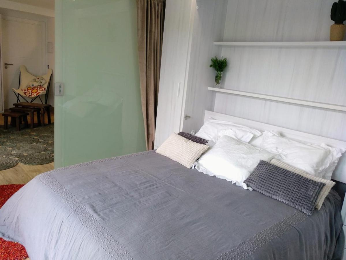 Casa Rocha Velha Con Terraza Y Piscina Particular Apartment ซานติอาโก เด กอมโปสเตลา ภายนอก รูปภาพ