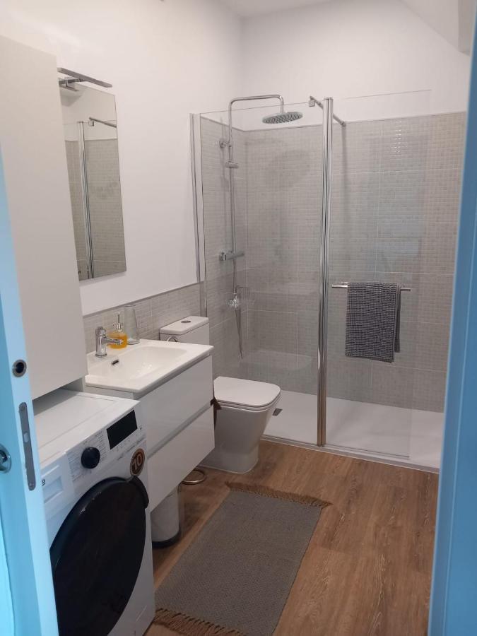 Casa Rocha Velha Con Terraza Y Piscina Particular Apartment ซานติอาโก เด กอมโปสเตลา ภายนอก รูปภาพ