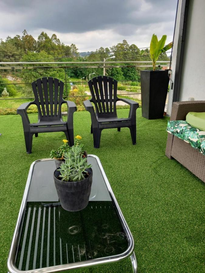 Casa Rocha Velha Con Terraza Y Piscina Particular Apartment ซานติอาโก เด กอมโปสเตลา ภายนอก รูปภาพ