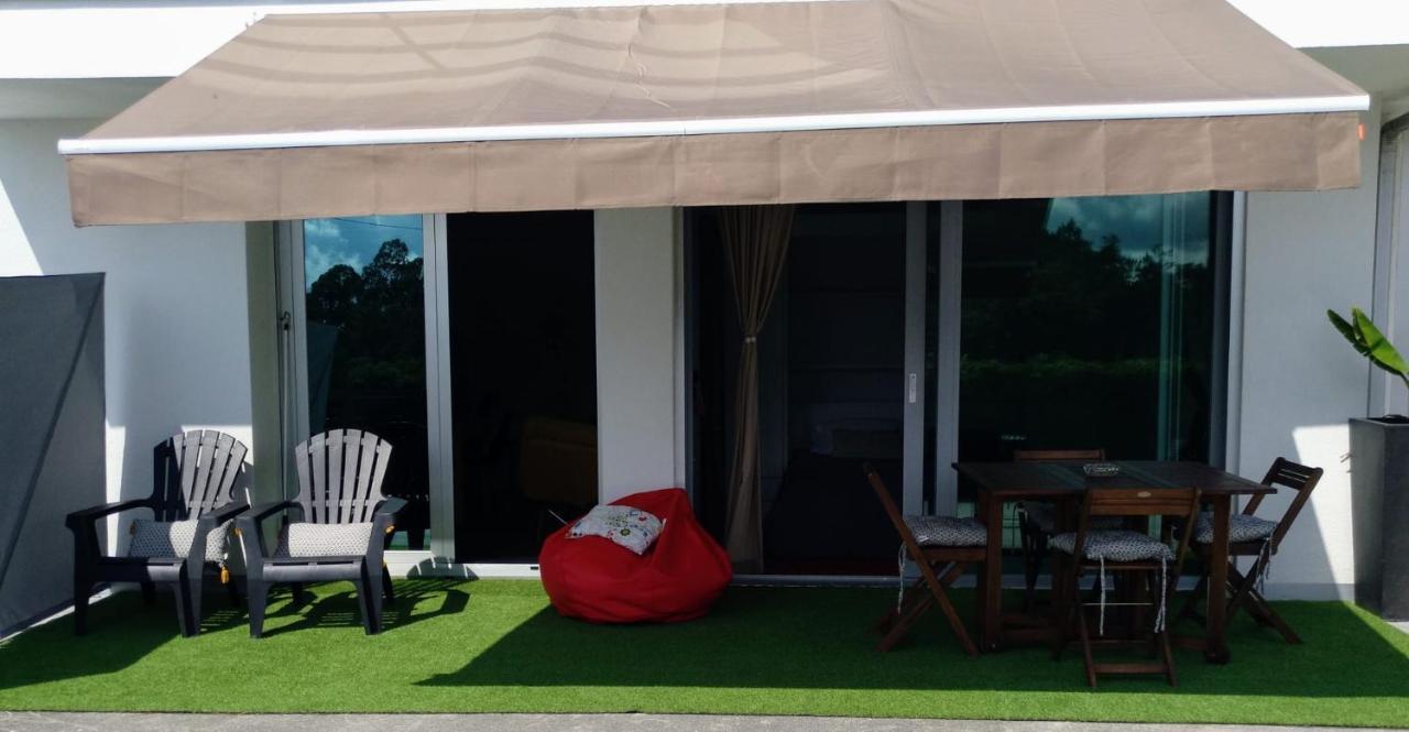 Casa Rocha Velha Con Terraza Y Piscina Particular Apartment ซานติอาโก เด กอมโปสเตลา ภายนอก รูปภาพ