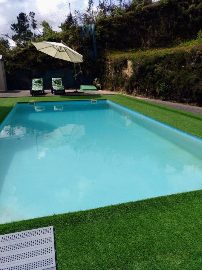 Casa Rocha Velha Con Terraza Y Piscina Particular Apartment ซานติอาโก เด กอมโปสเตลา ภายนอก รูปภาพ